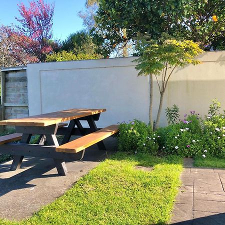 Appartamento Hillcrest One Whakatane Esterno foto