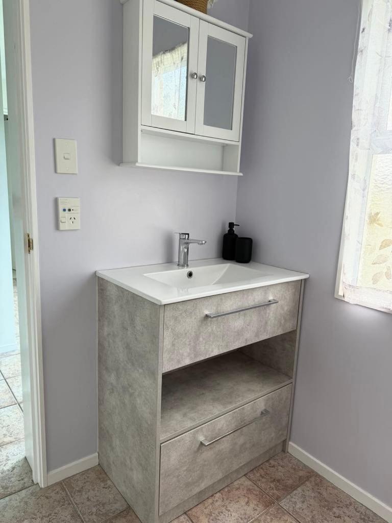 Appartamento Hillcrest One Whakatane Esterno foto